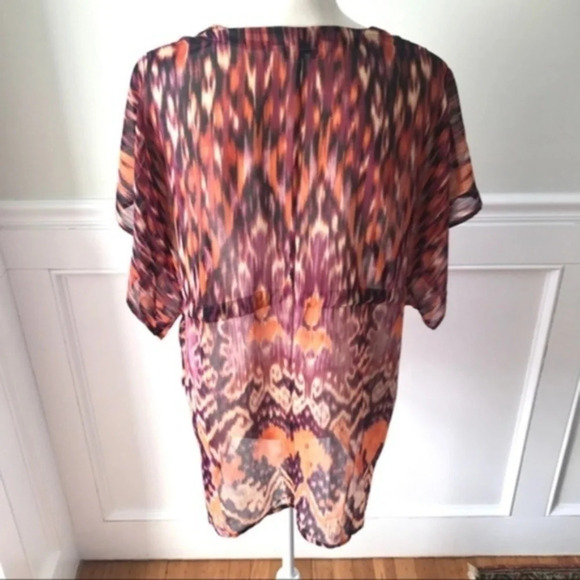 CAbi V Neck Printed Blouse Tunic Top XS Red Orange - Picture 2 of 4